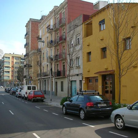 Groc Fluvia Apartment Barcelona Luaran gambar